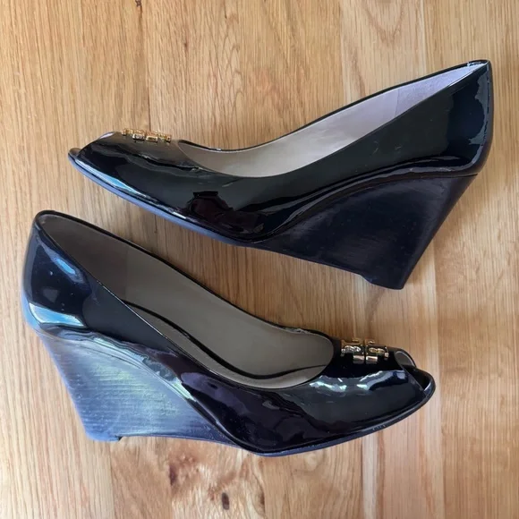 Tory Burch Jade Peep Toe Patent Leather Wedge Pumps Black Size 8 - Picture 2 of 12
